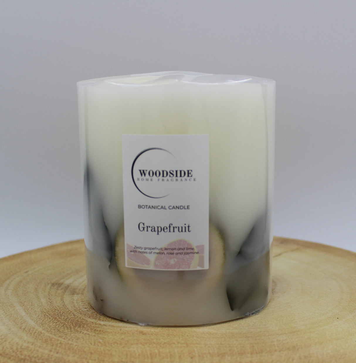 Woodside Home Fragrance Medium Botanical Candle grapefruit