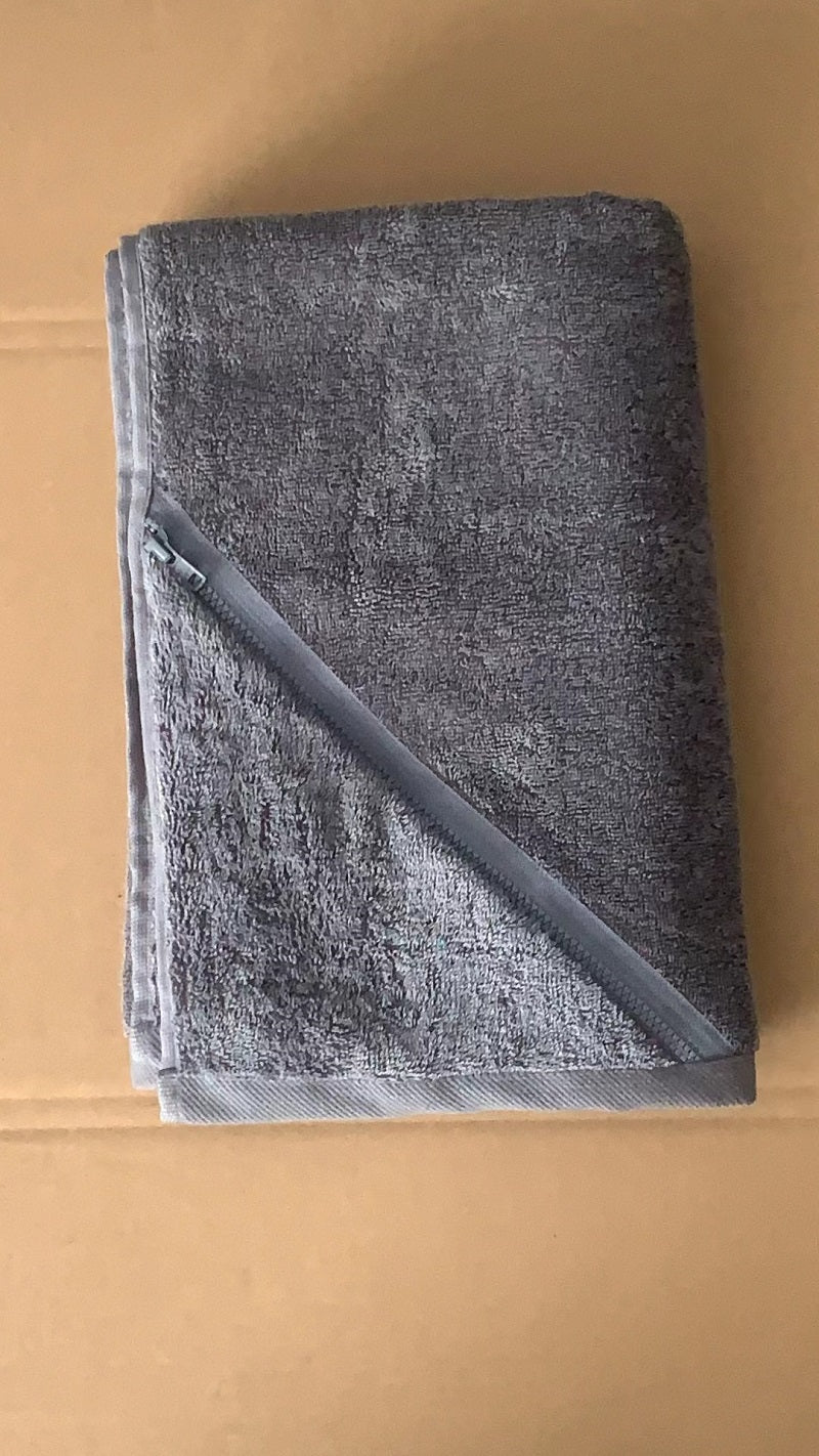Travel Beech Towel With Hidden Pocket