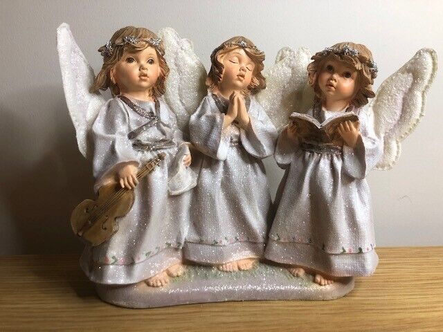 Christmas Festive Singing Choir Angels Figurine in Silver