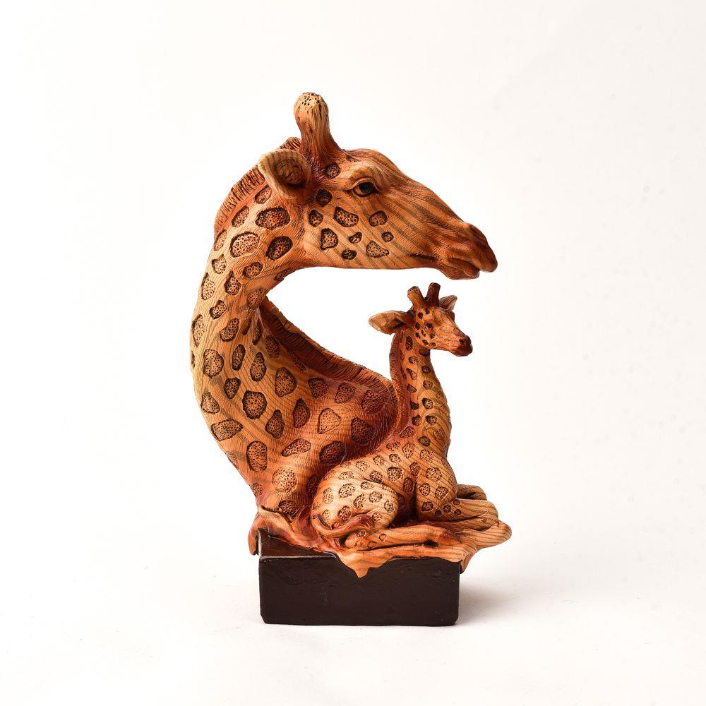 Giraffe hand crafted statue wood effect from the Nature Craft Collection