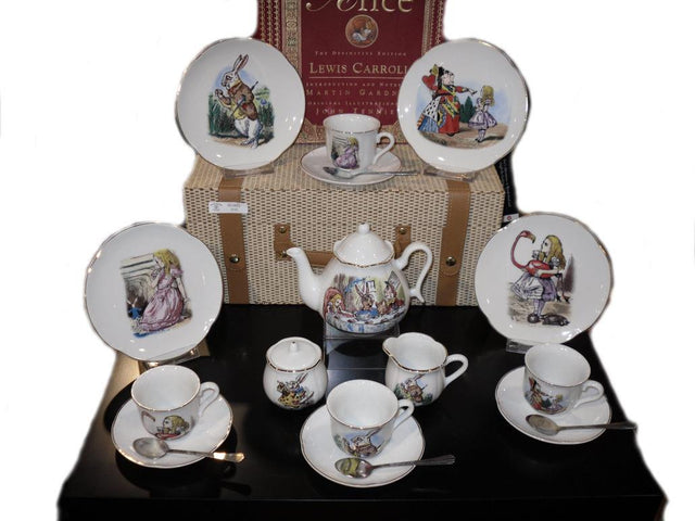 Reutter Porcelain Alice in Wonderland Tea Set in Picnic Hamper
