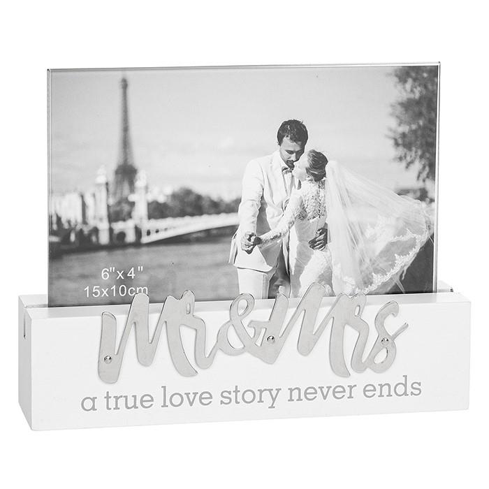 Mr & Mrs a true love story never ends photo frame 6x4"