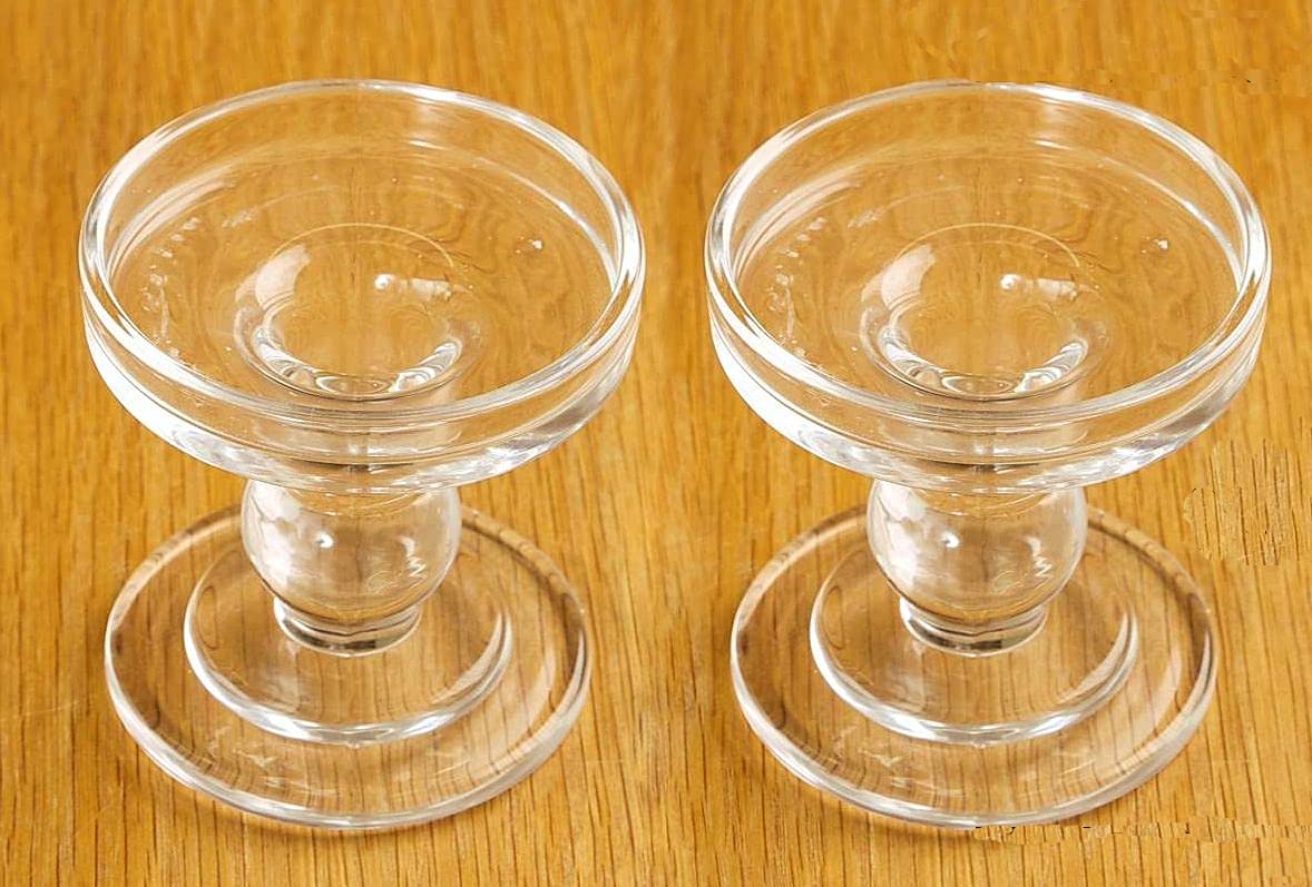 Small set of 2 candle holders