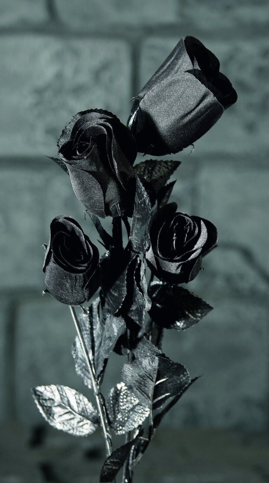 Four Black Roses Halloween Gothic Decoration