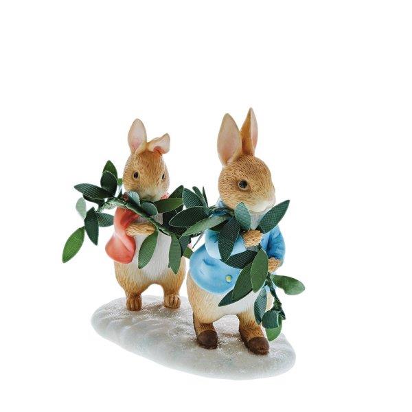 Beatrix Potter Peter Rabbit Figurine - Peter & Flopsy