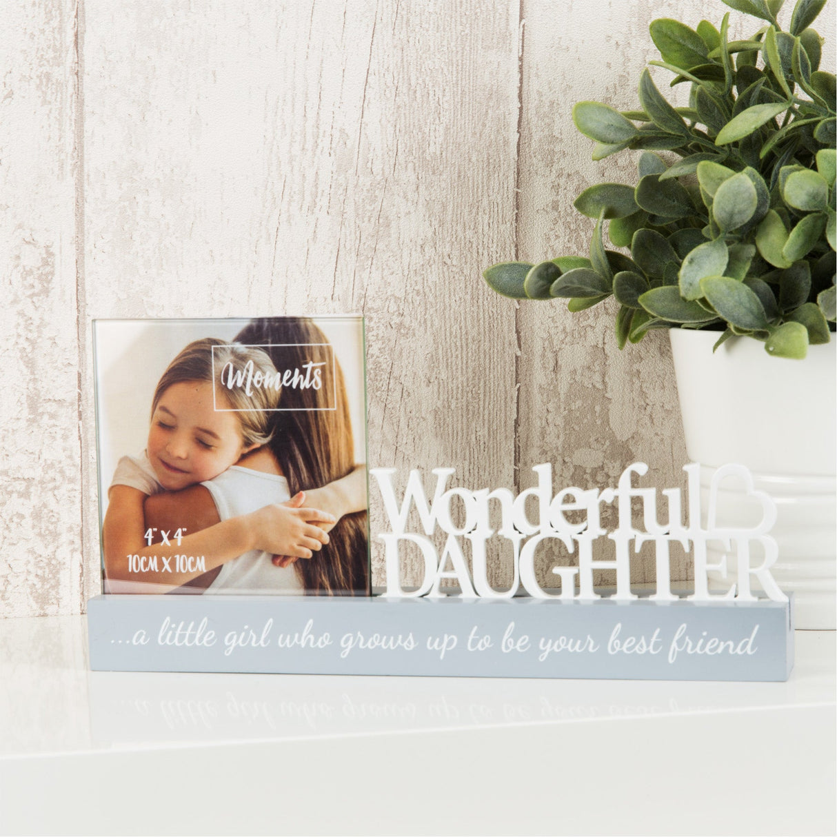 Celebrations Sentiment Word Block Photo Frame 4x4" - Wonderful Daughter