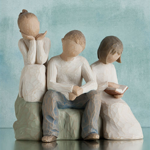 Willow Tree Figurines Set Siblings - Brother & Two Sisters Option 1