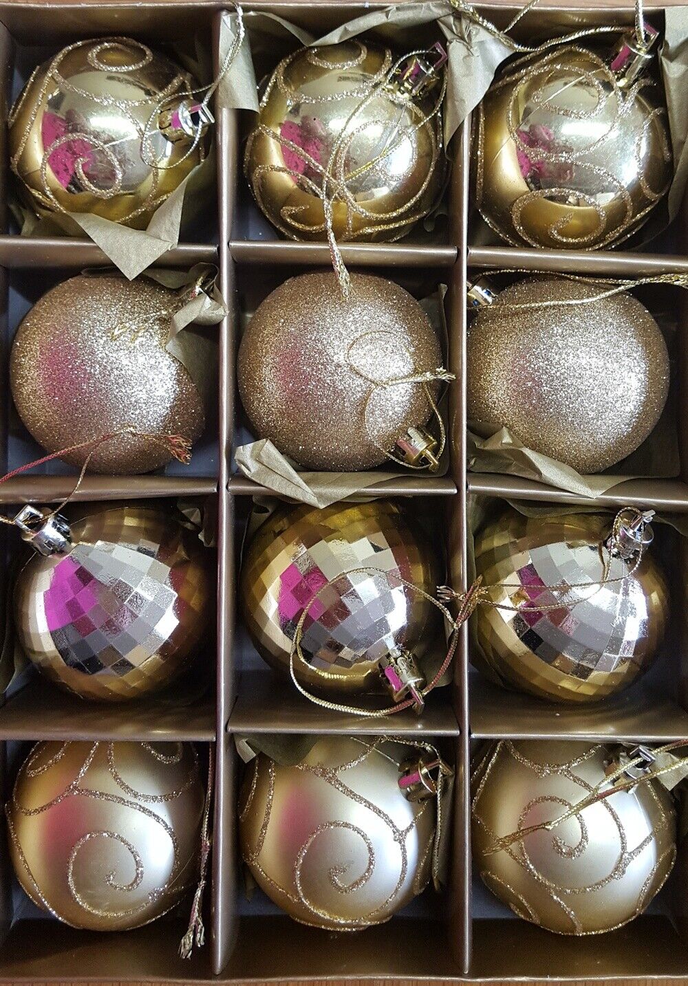 Christmas Tree Shatterproof Baubles - Gold Medium