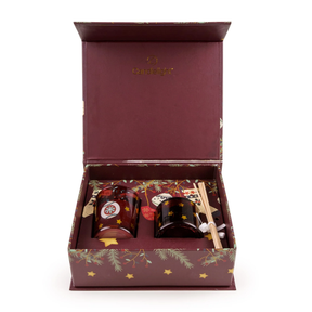 Candlelight Votive & Reed Diffuser Gift Set - Christmas Stockings & Baubles