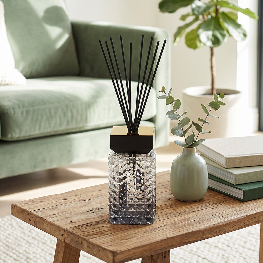 Maison Parfum Cut Glass Reed Diffuser 500ml - Various Inspired by Fragrances - Omber Leather