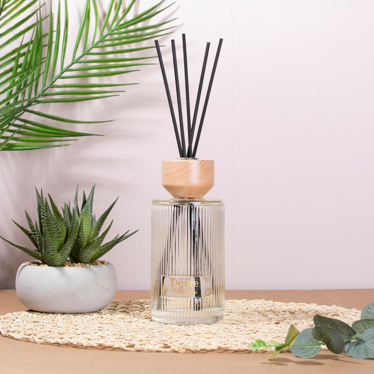Desire Aroma Clear Ribbed Glass Reed Diffuser 500ml - Pomegranate Noir