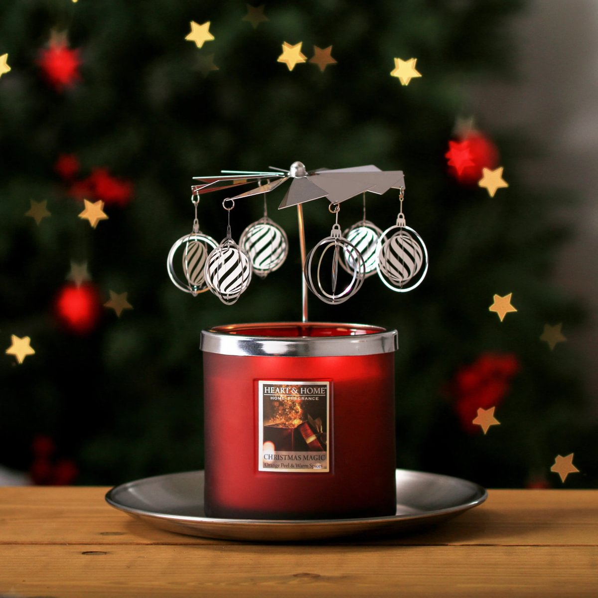 Heart & Home 2 Wick Ellipse Candle & Carousel Gift Set - Christmas Magic