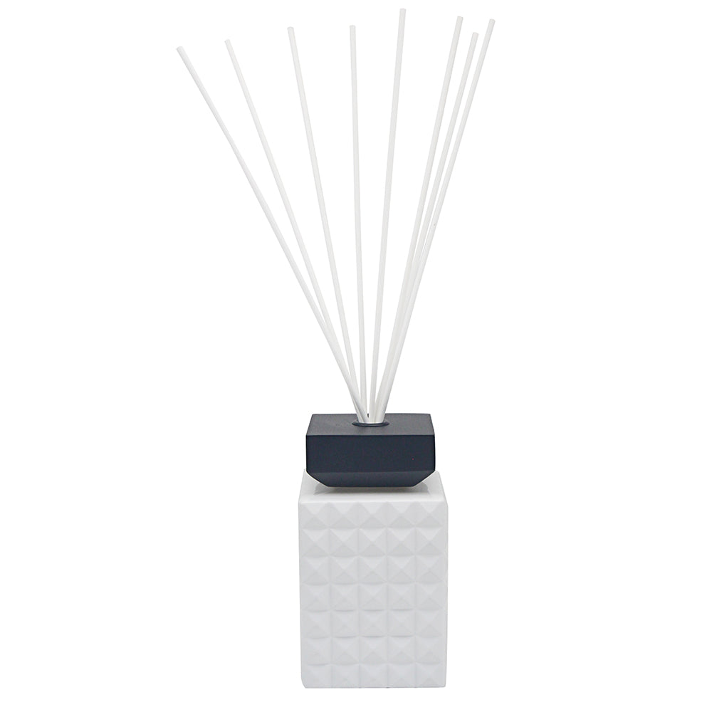 Christmas Square Cut Glass Reed Diffuser 1 Litre - Various Colours